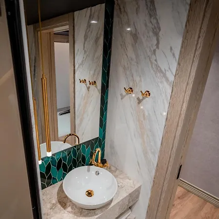 Belinda Adults Only فندق